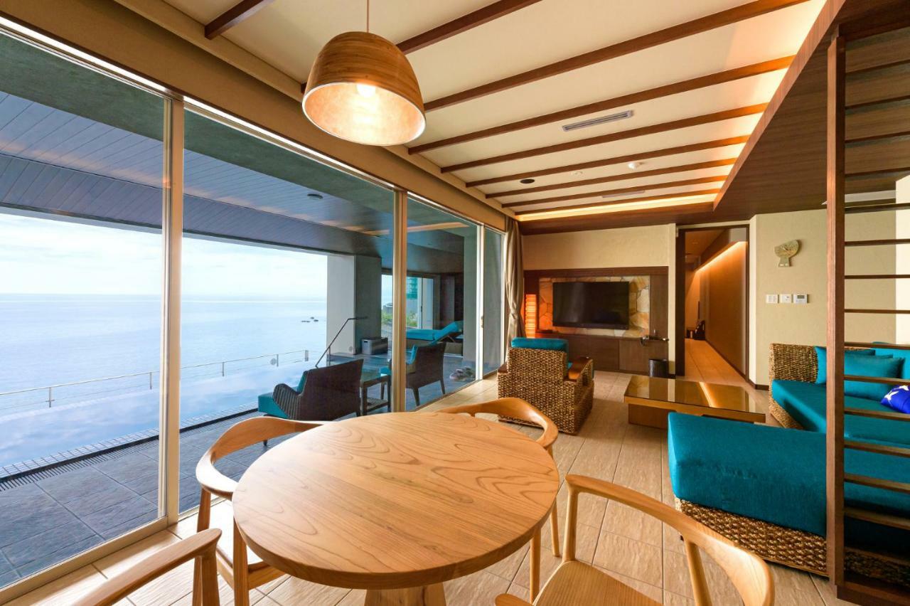 Amane Resort Seikai Beppu Zewnętrze zdjęcie The interior of a suite